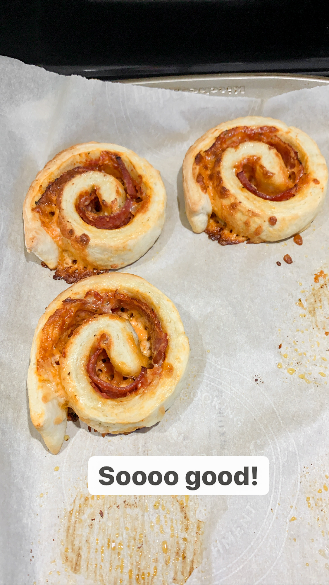 Homemade healthly pizza roll ups.